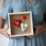 Cuadro Dúo Latido de Amor: Dos Corazones, El Ritmo Inmutable del Vínculo