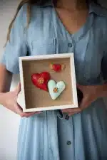 Cuadro Dúo Latido de Amor: Dos Corazones, El Ritmo Inmutable del Vínculo