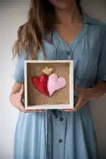 Cuadro Dúo Luz de Amor (22 cm): Dos Corazones, Un Vínculo Inmutable