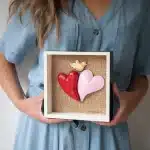 Cuadro Dúo Luz de Amor (22 cm): Dos Corazones, Un Vínculo Inmutable