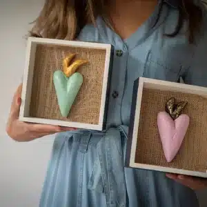 Cuadro de Condolencias Decorativo: Corazón de Papel Maché