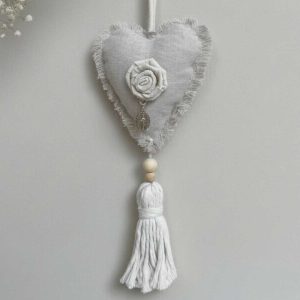 Corazón protector de lino