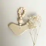 Denario con Espíritu Santo de Cerámica y Madera para Condolencias