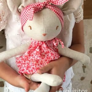 Doudou de apego. Ratona con vestido
